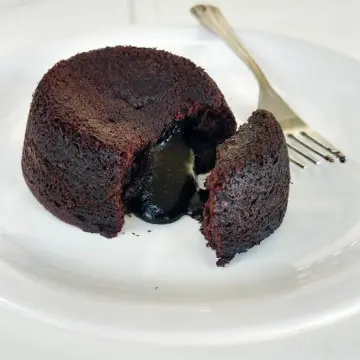 Chocolava cup cake